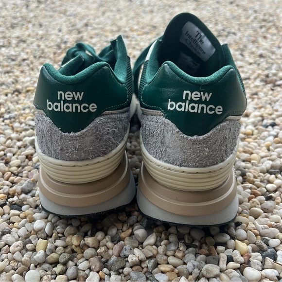 New Balance 574 LEGACY 'GREEN SILVER' - Picture 2 of 8